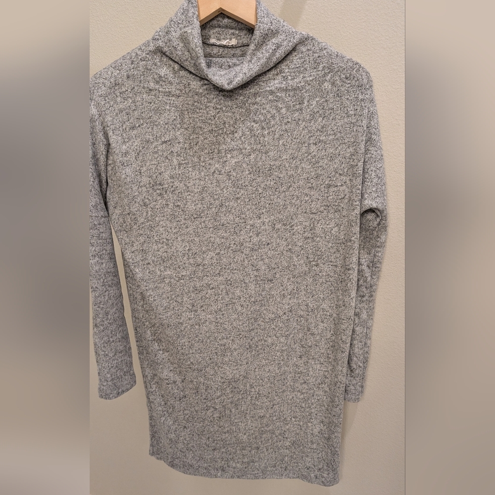 Women's Gray Sweater